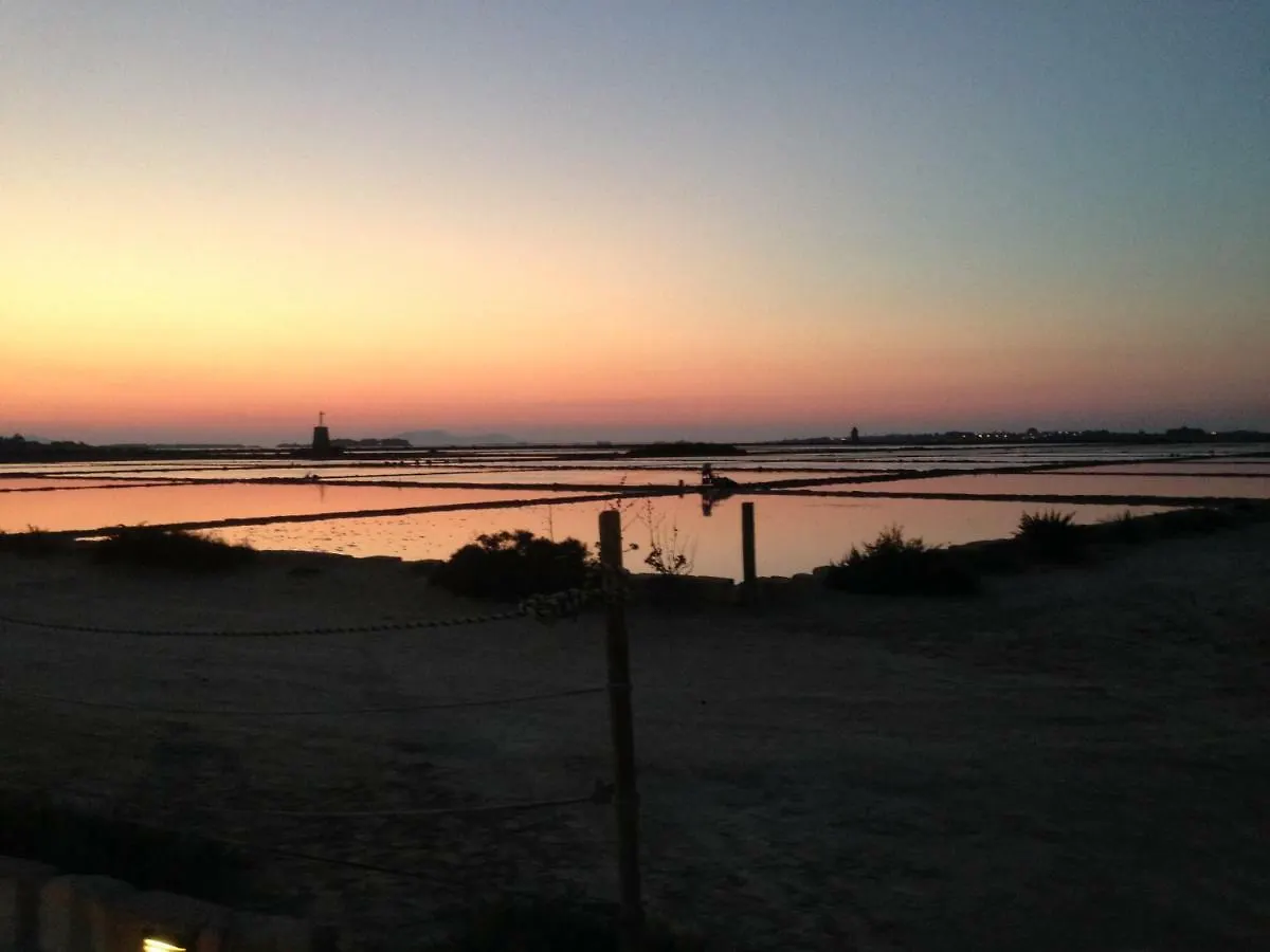 Dom wakacyjny Casa Vacanze “Allo Stagnone” Willa Marsala